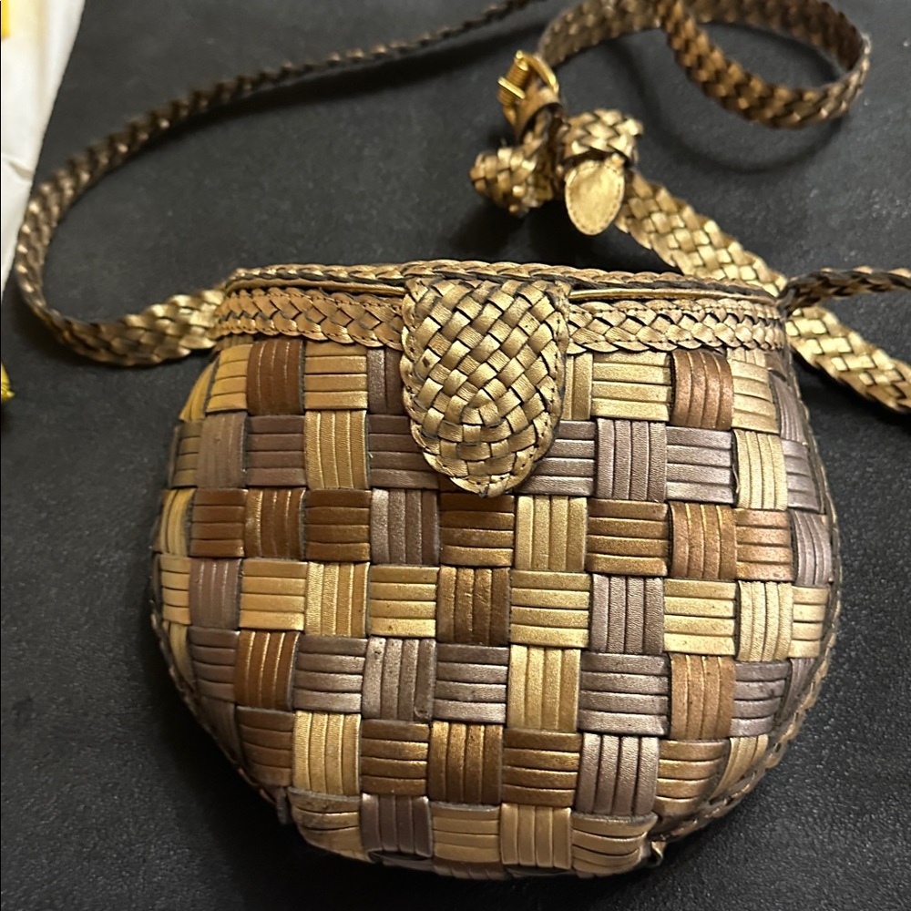 Gold Magnetic Snap Closure